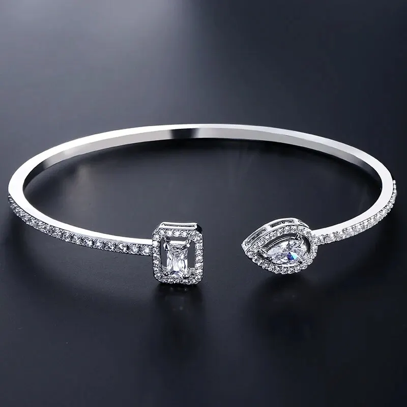 Lumière Luxe™ Pulseiras de punho de cor dourada geométrica de luxo para mulheres moda pulseiras de zircônia cúbica ins festa joias diárias.